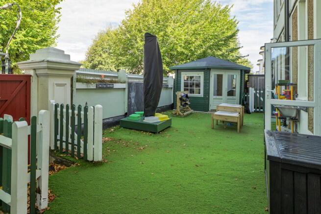 Photo 37