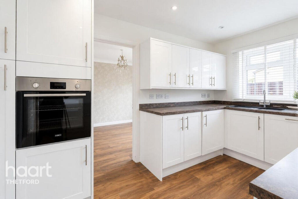 House in Thetford, Cloverfields - View 4