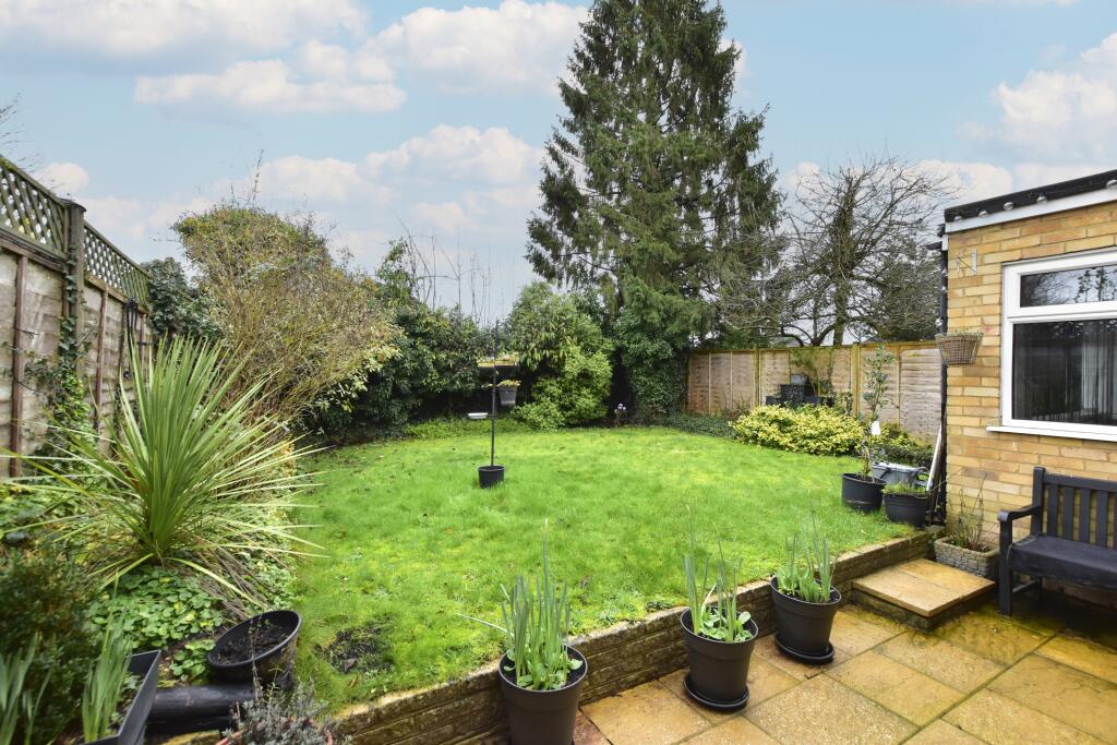 Dorrofield Close, Croxley Green, Rickmansworth, WD3 photo 4