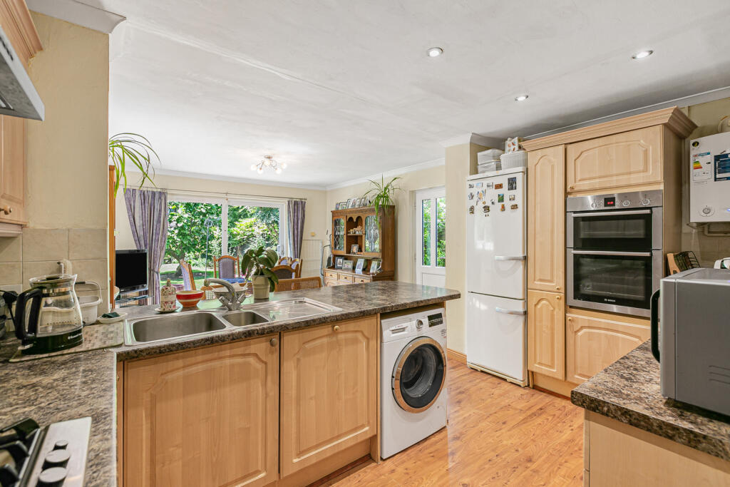House in Twickenham - View 4