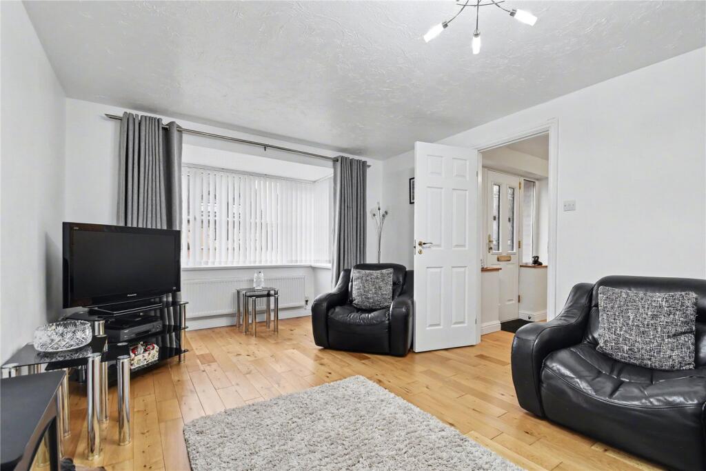 House in Worcester - View 4