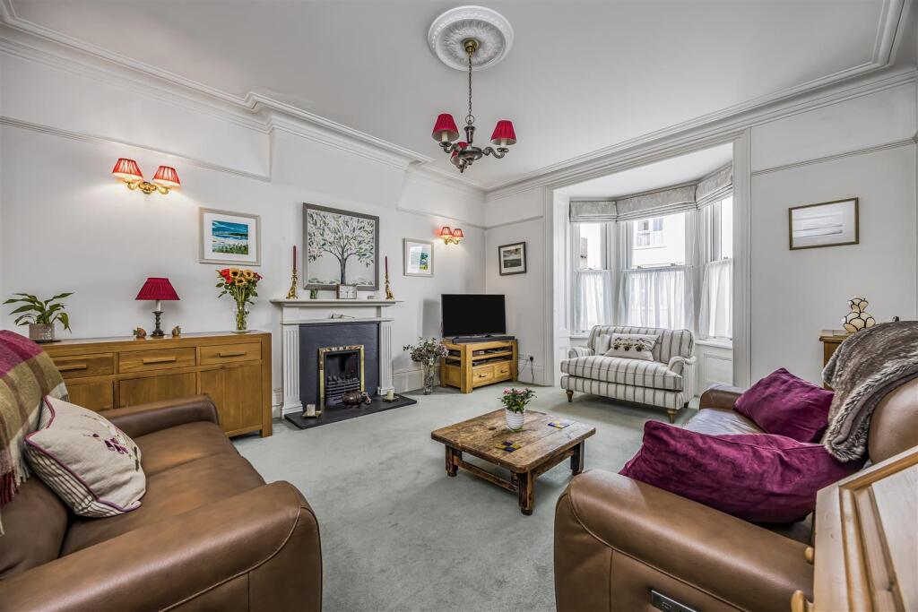 House in Chichester, Westbourne - View 2