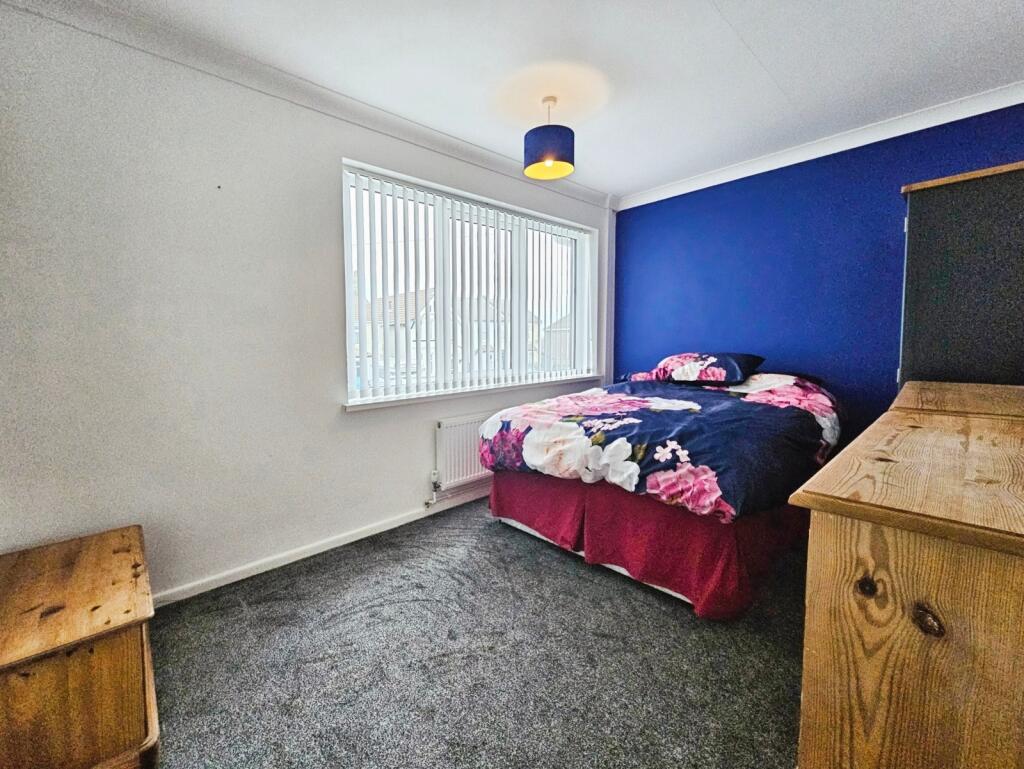 Walton Road, Clacton-on-Sea, Essex photo 4