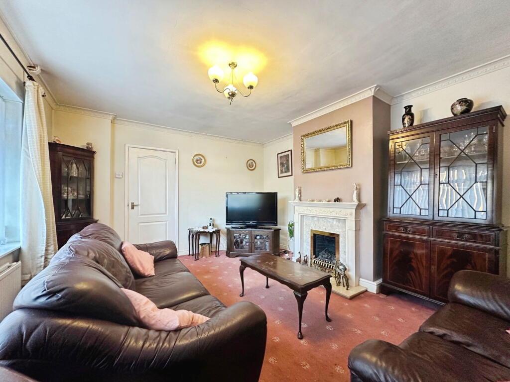 163, Winchester Road, Fordhouses, Wolverhampton, WV10 6EY photo 4