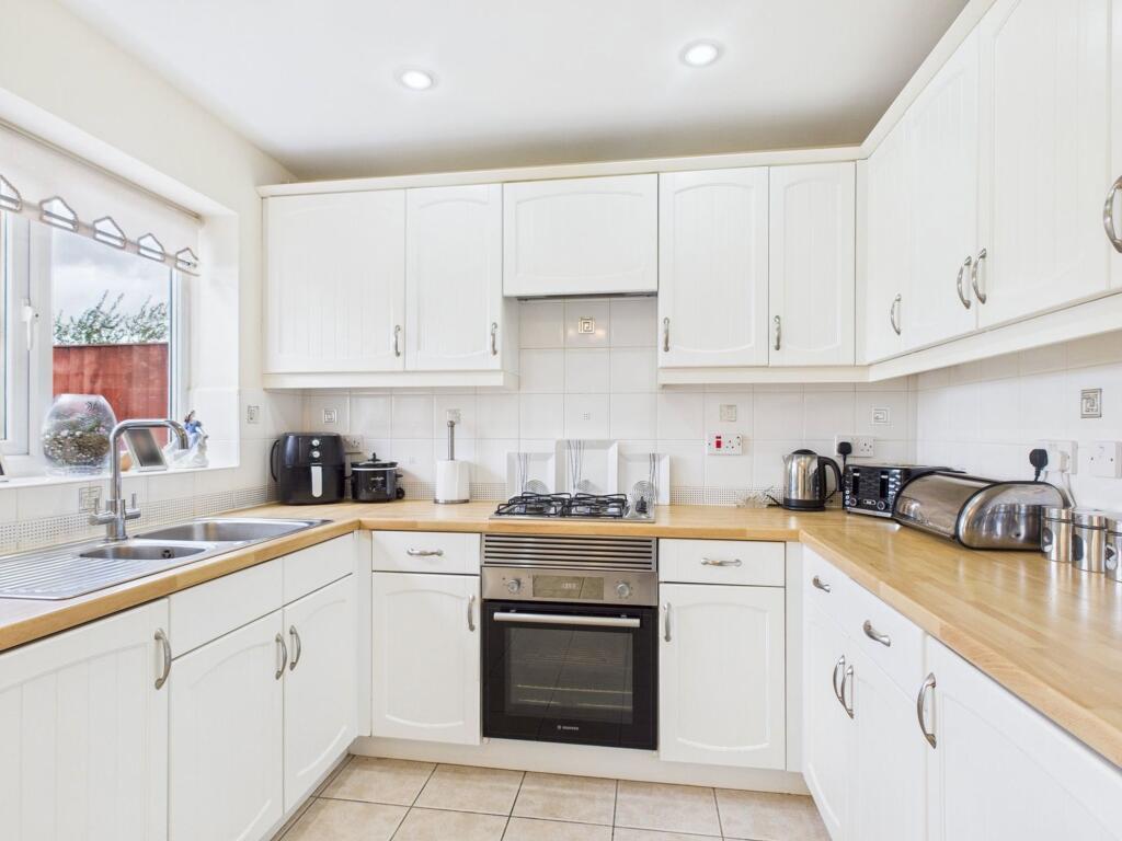 Hobberley Drive, Skelmersdale, WN8 photo 3