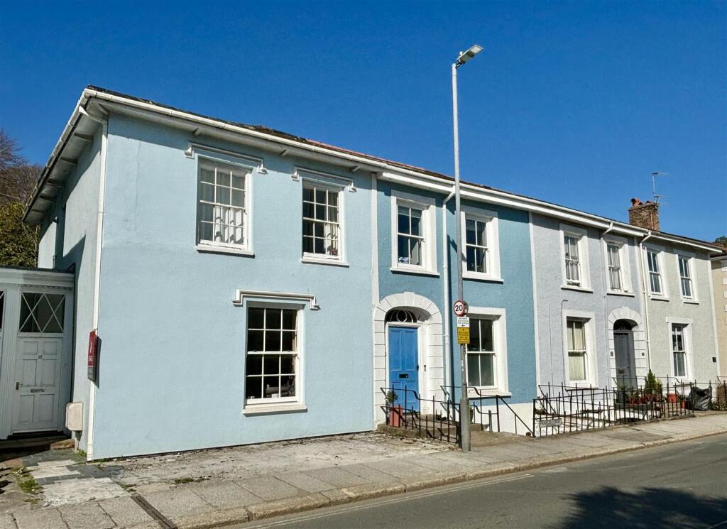 Main image of property: Truro