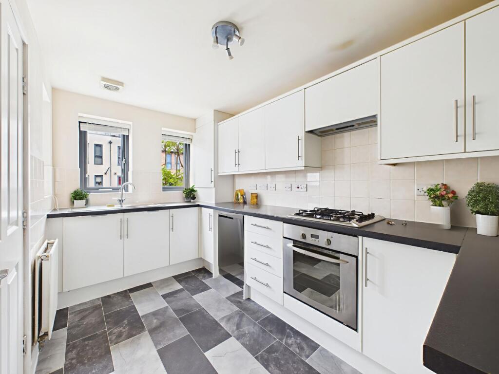 House in Hull, Dairycoates - View 2