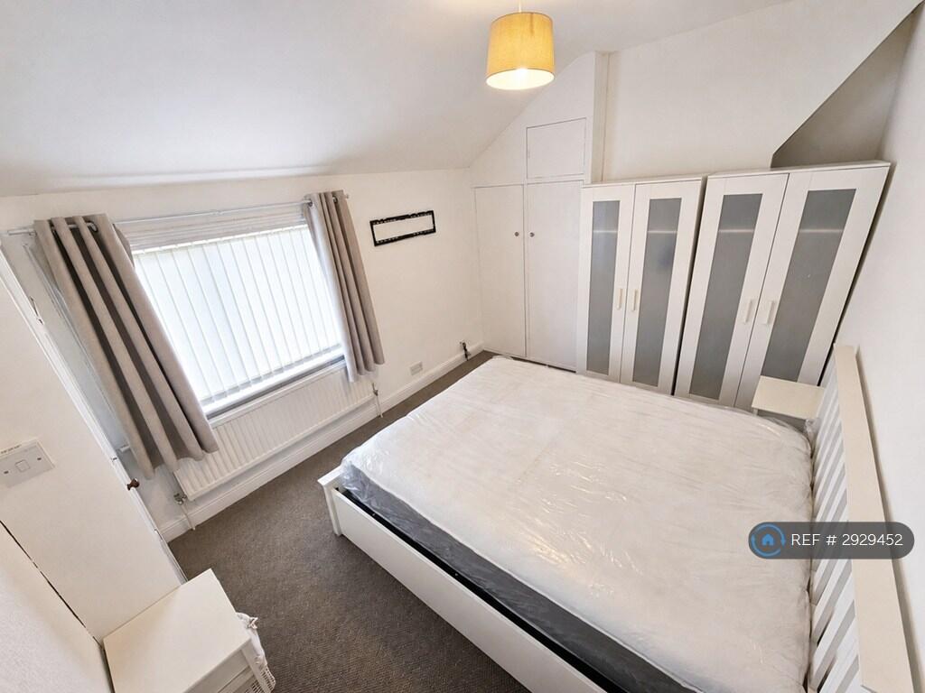 House in Doncaster - View 2