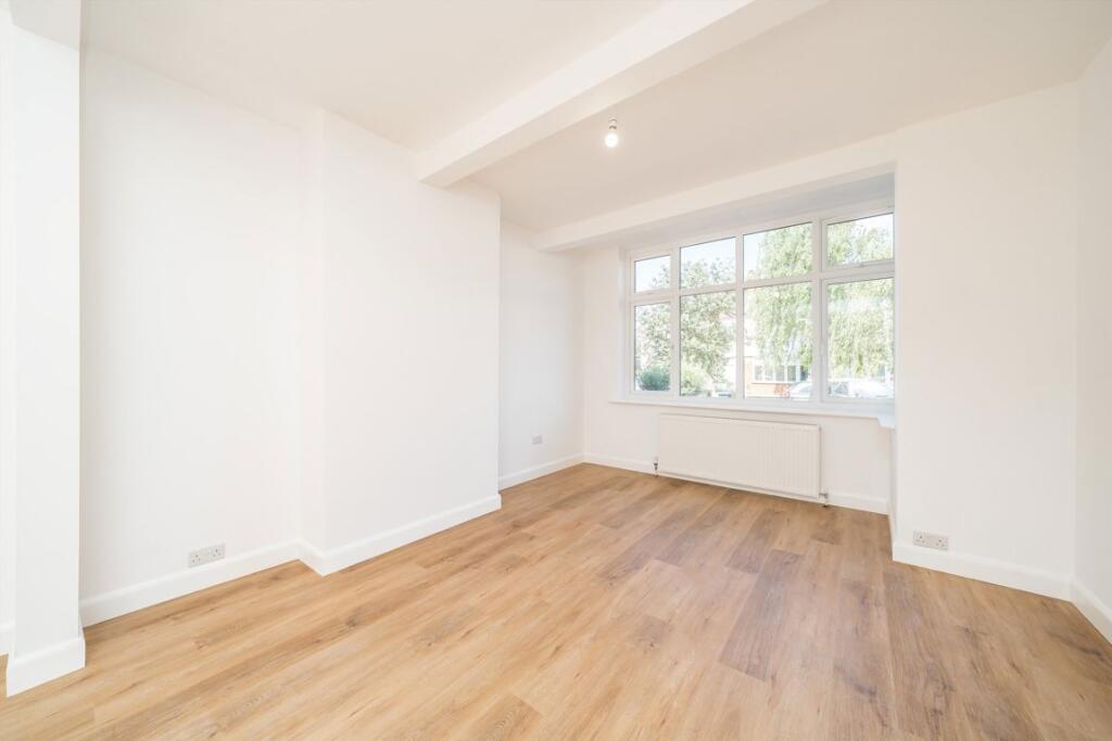 Nettlewood Road, Streatham photo 2