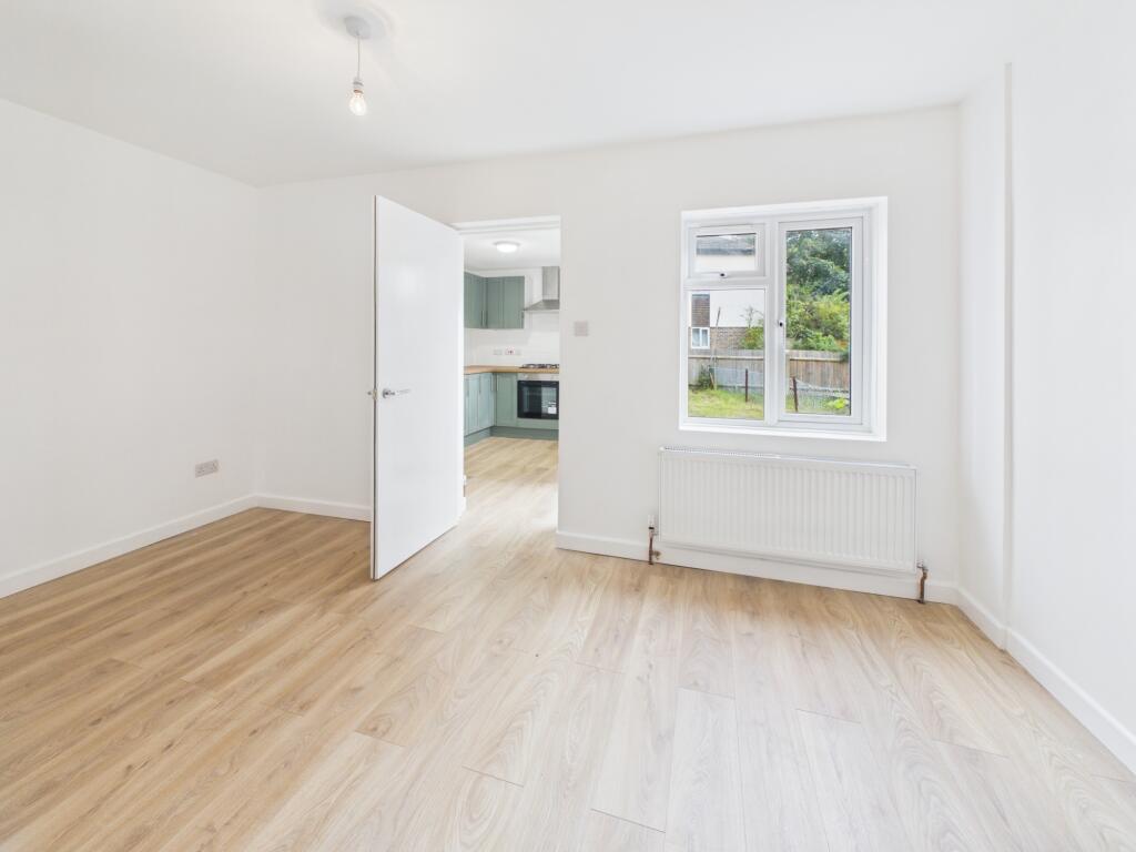 House in Redhill - More