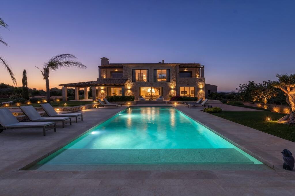 Main image of property: Balearic Islands, Mallorca, Cala Llombards