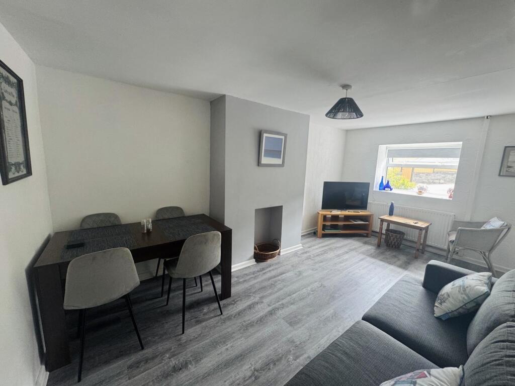 House in Swansea, Llansteffan - View 3