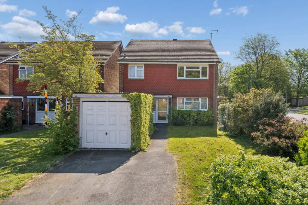 Main image of property: Lincoln Park, Amersham, Buckinghamshire, HP7