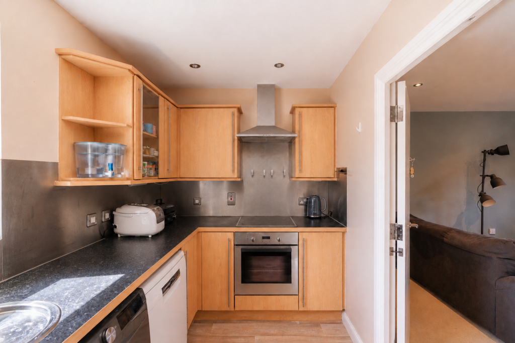 Apartment in Bristol, Repton Grange, Brentry - View 4