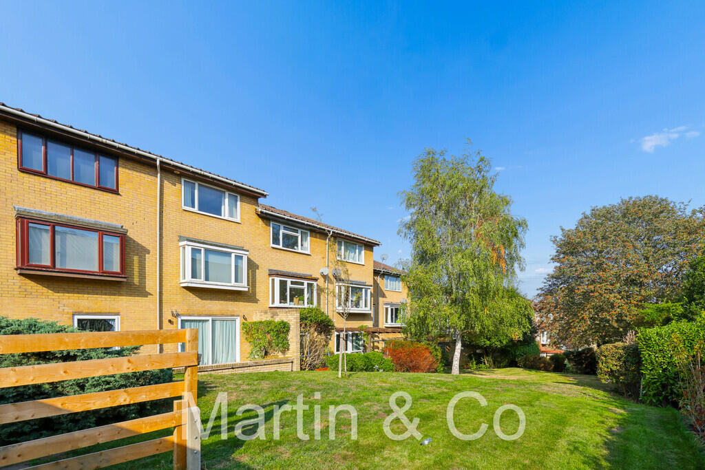 2-bed flat on Bardsley Close, Park Hill, £365,000