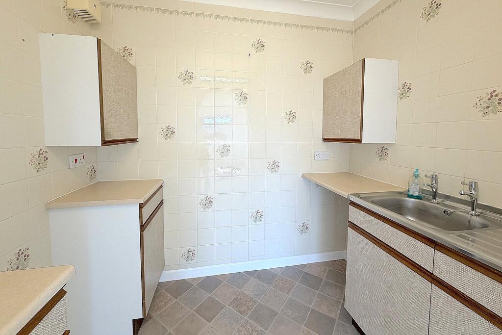 Apartment in Bath - View 5