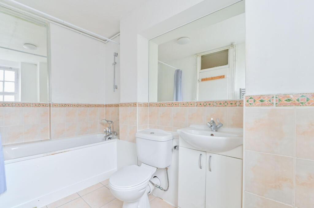Apartment in London - View 4