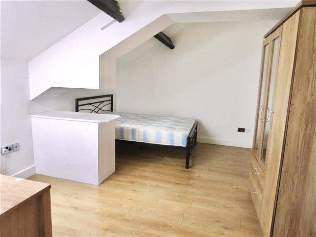 Main image of property: 2 Common Road, HUDDERSFIELD
