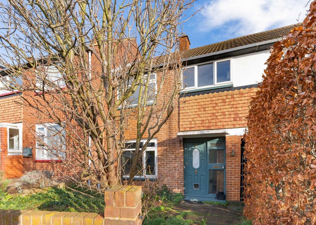 Main image of property: Leigh Orchard Close, London, SW16