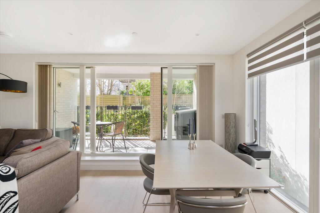 Apartment in London, Brondesbury Park, Brondesbury - View 5