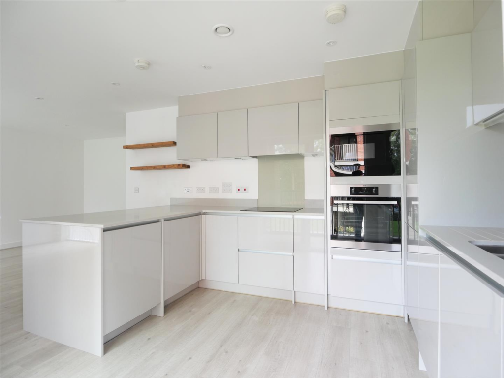 Apartment in York, South Bank - View 5