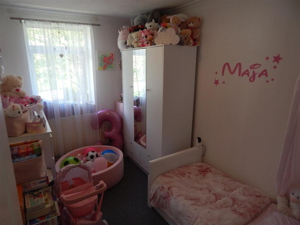 Additional image 9 of Eathorpe Close, Redditch