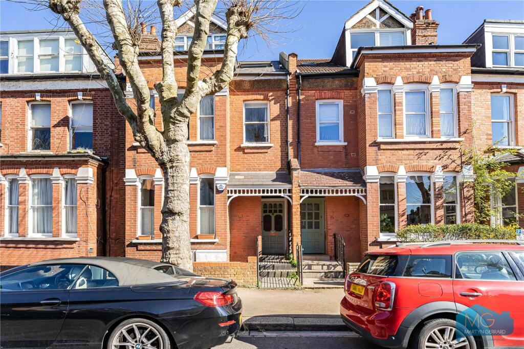 Main image of property: Fortis Green Avenue, London, N2
