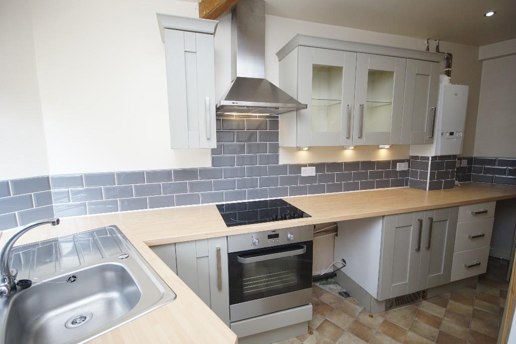 Main image of property: **WELL PRESENTED!** Charlestown Rd, Glossop, SK13 8JN
