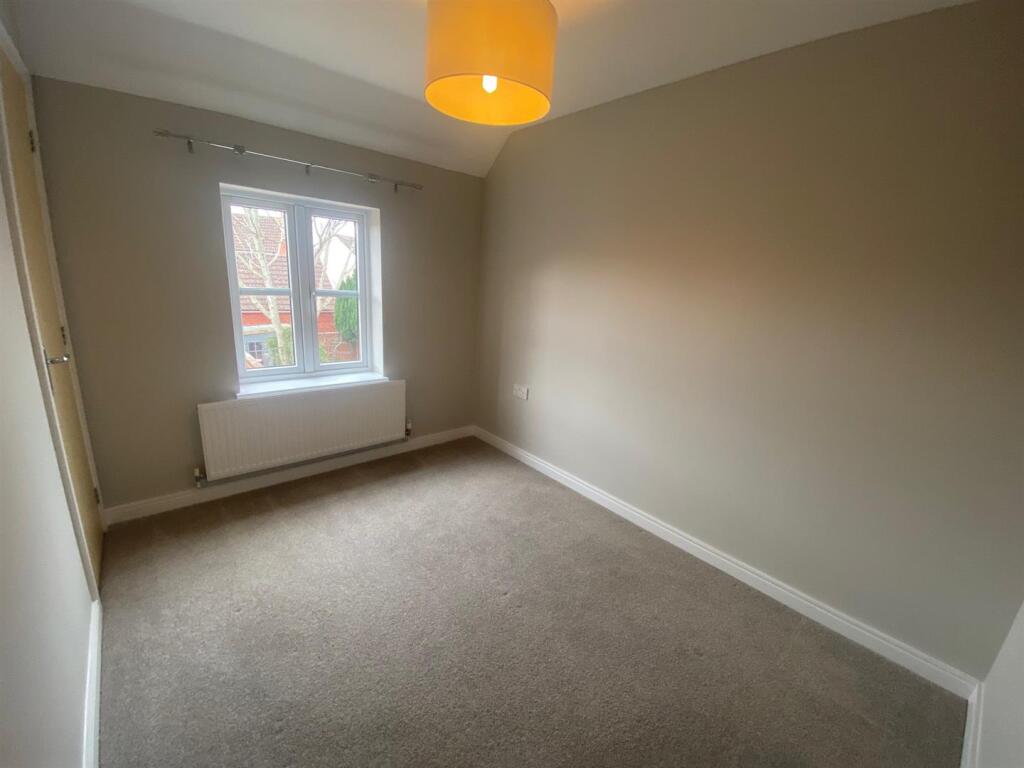 House in Taunton - View 5