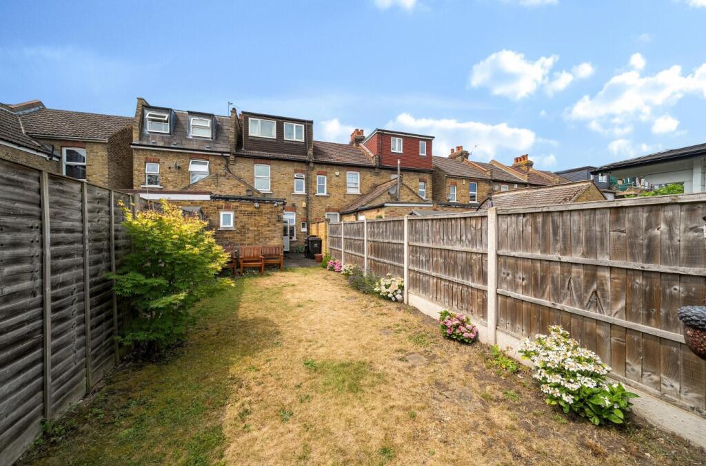 House in London - View 4