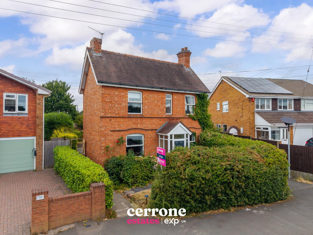 House in Bromsgrove, Catshill and North Marlbrook CP