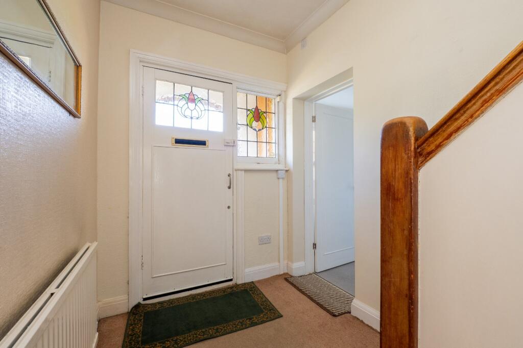House in Sutton - View 4