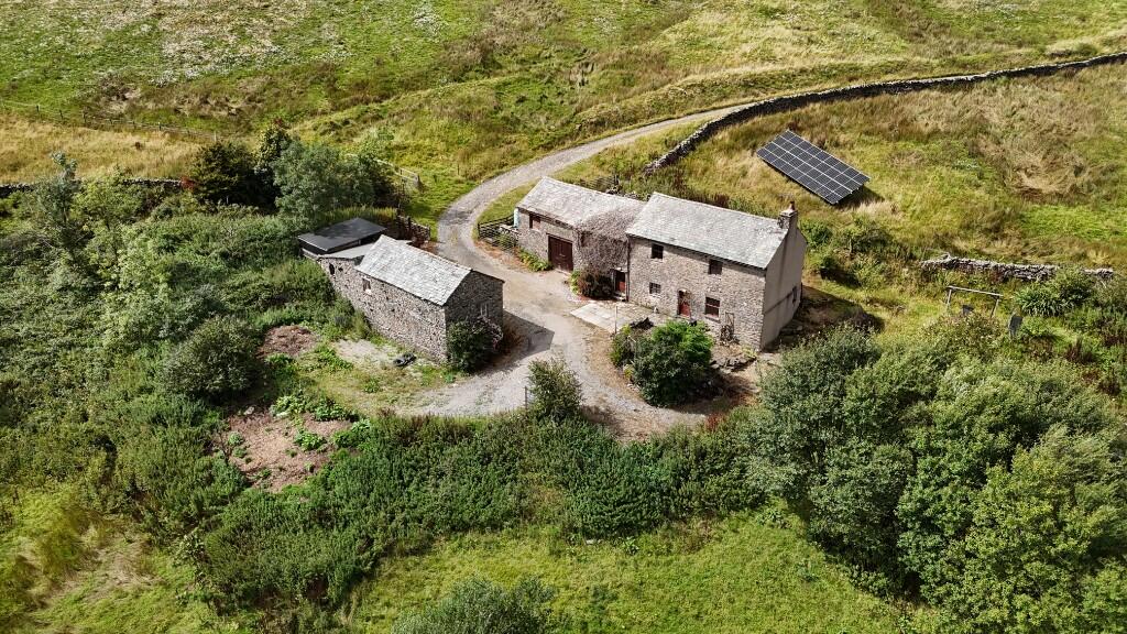 Main image of property: Smithy House, Casterton, Kirkby Lonsdale LA6 2JP