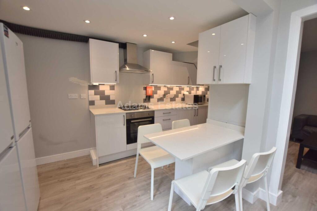 House in Reading - View 4