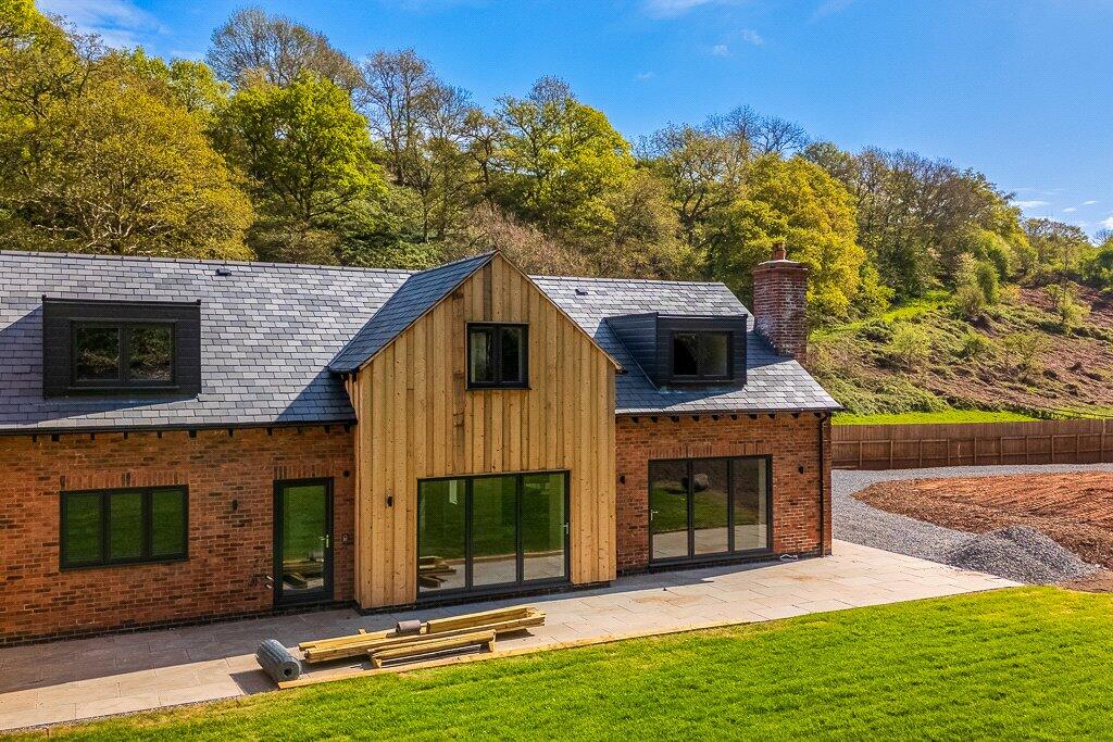 Main image of property: Bridgnorth Road, Kidderminster, Worcestershire