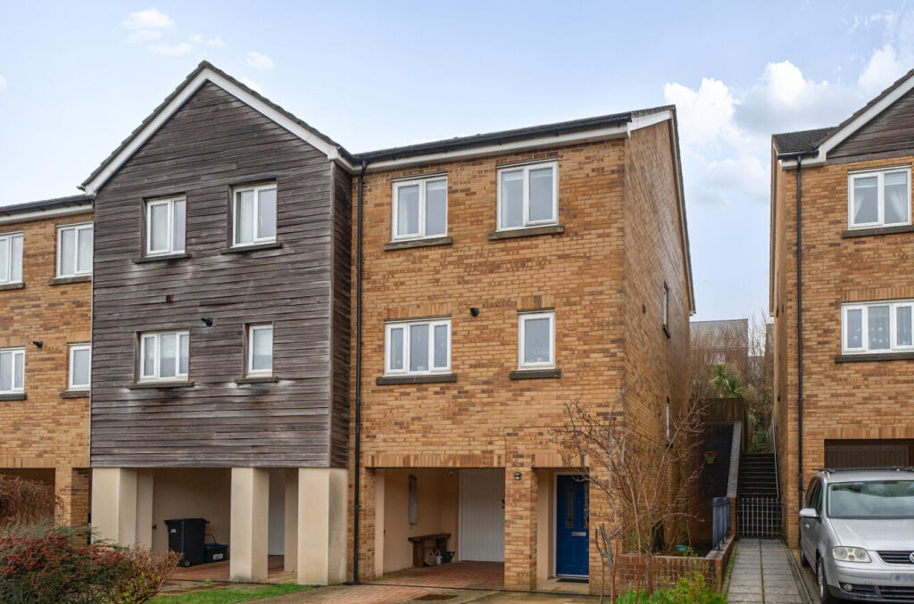 Main image of property: Frobisher Road, Newton Abbot, Devon