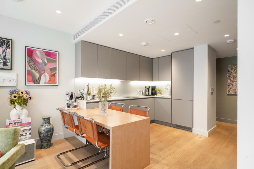 Main image of property: 3 Canalside Walk, W2