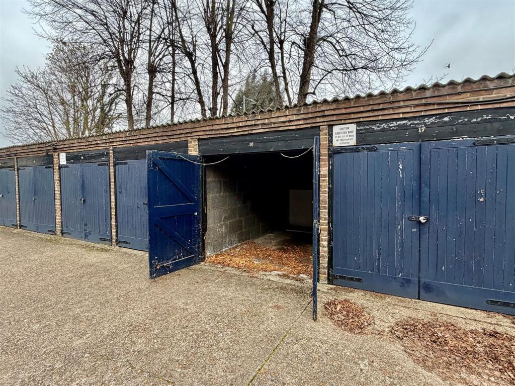 Main image of property: St Leonards Road, East Sheen, SW14