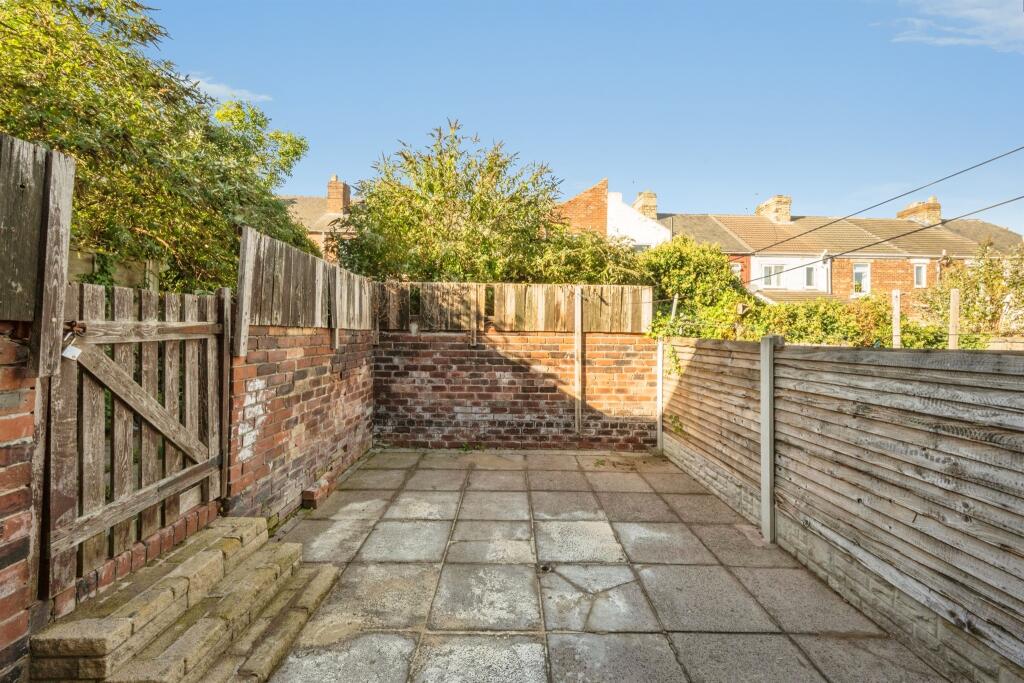 House in Rotherham, South Yorkshire - View 4