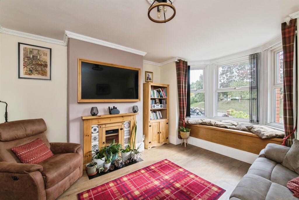House in Mid Devon, Tiverton - More