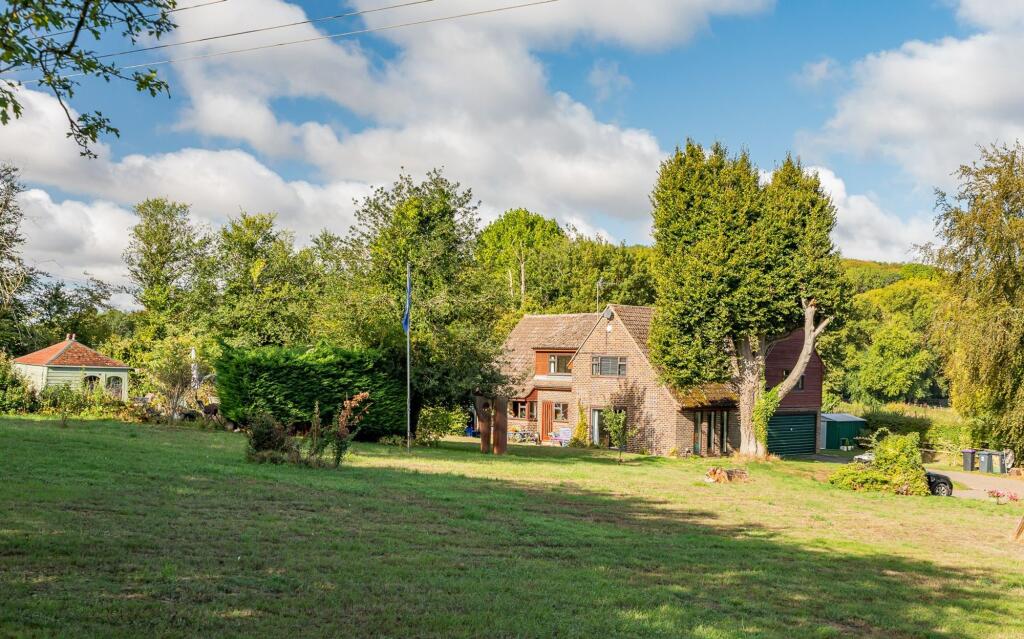 Main image of property: Hanging Wood, Standon, SG11
