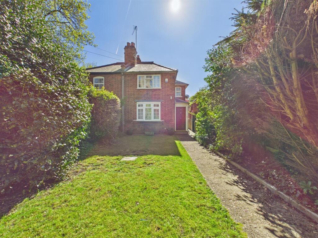 Main image of property: Gipsy Lane, Tilehurst, Reading