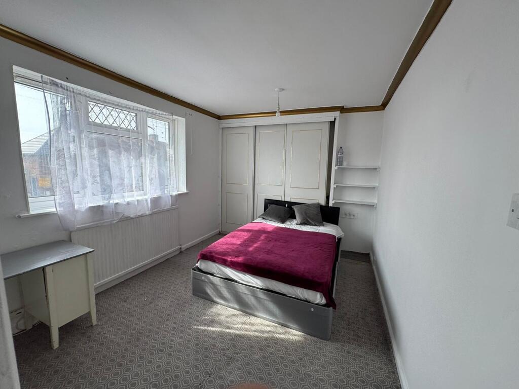 House in London, Becontree Heath - View 5