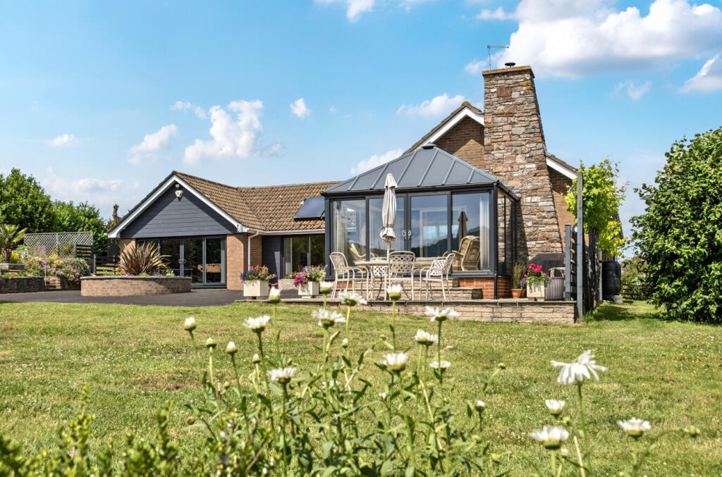 Main image of property: Kennford, Exeter, Devon