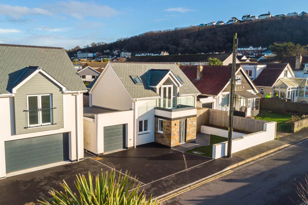 4-bed detached on Avon Lane, Westward Ho!, £650,000