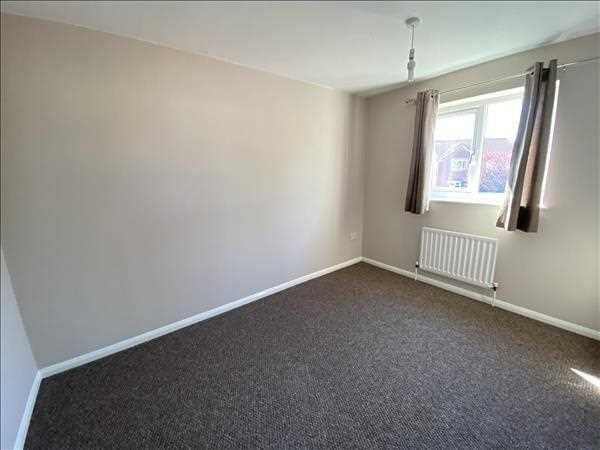 Beechtree Close, Ruskington photo 4
