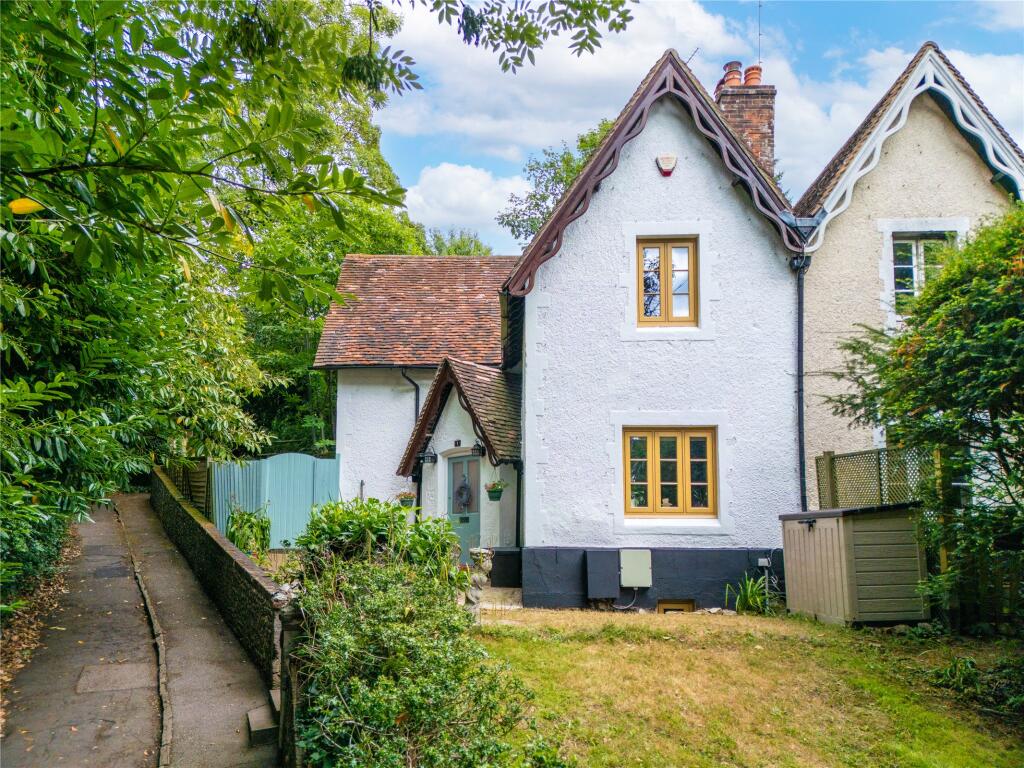 Main image of property: Cockshot Hill, Reigate, Surrey, RH2
