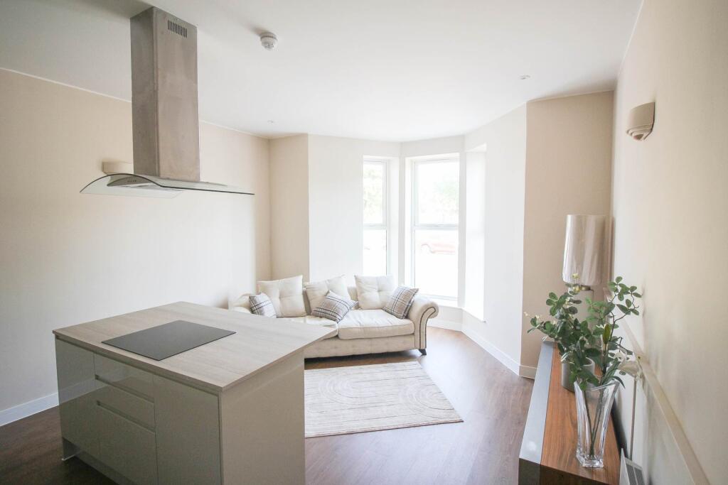 Apartment in Weston-super-Mare, North Somerset - View 3