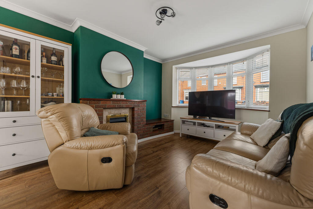 House in Grimsby, Little Coates, Yarborough - View 4