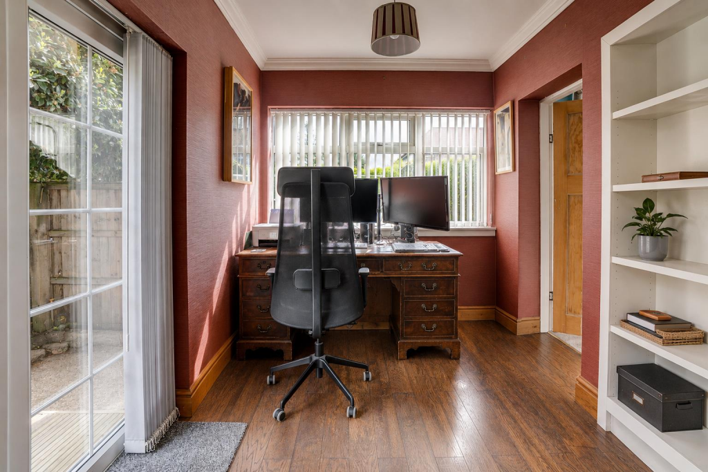 House in Nottingham, Tollerton - View 6